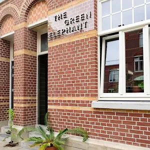 The Elephant & Hostal Maastricht